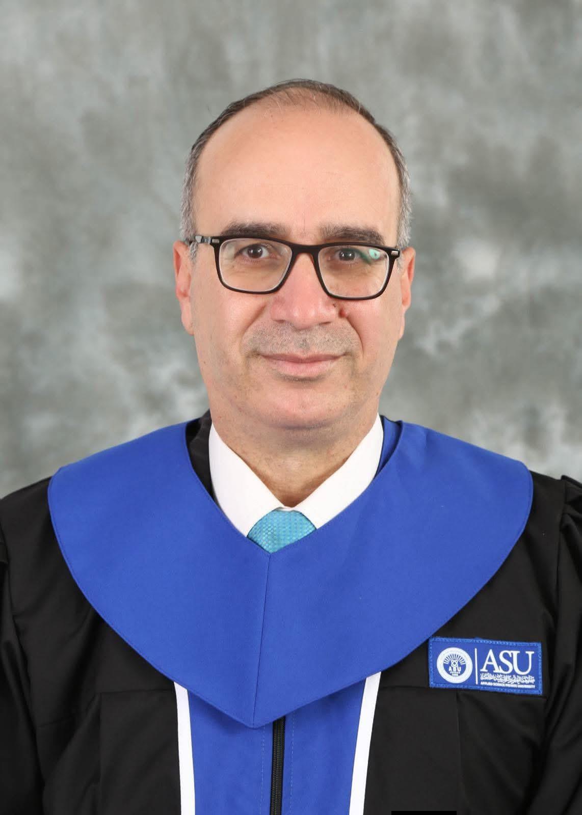 الدكتور علي الحموري مبارك تستحق