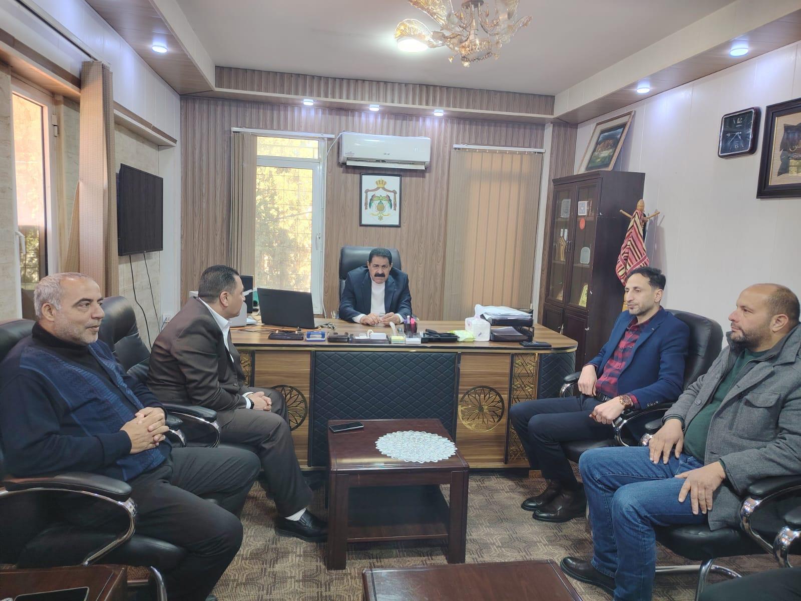 محافظ عجلون يزور مديرية شباب عجلون