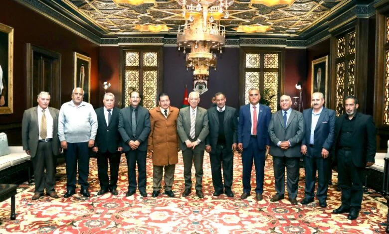 العيسوي يلتقي وفدا من منتدى حلاوة الثقافي وجمعية وادي ازقيق السياحية (صور)