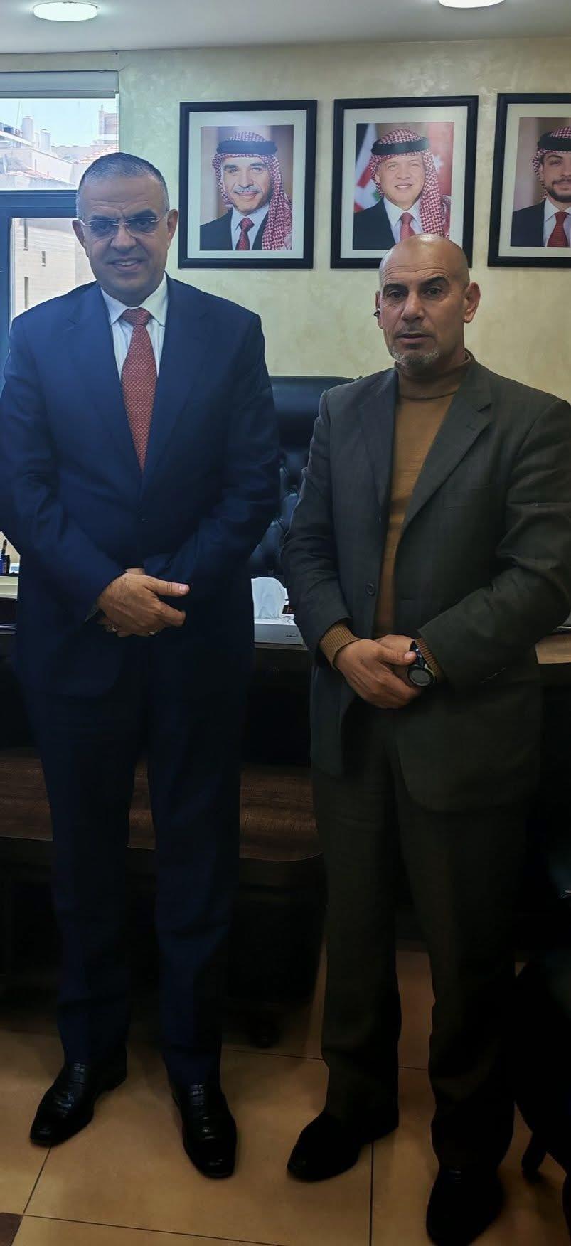 الدكتور برق الضمور… مسيرة وفاء للوطن ولقائد الوطن، ورجل بقي سندًا لإخوانه وأصدقائه في الكرك.