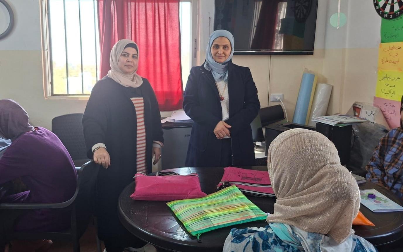 فريحات تتفقد مركز أبو سيدو لبرنامج 