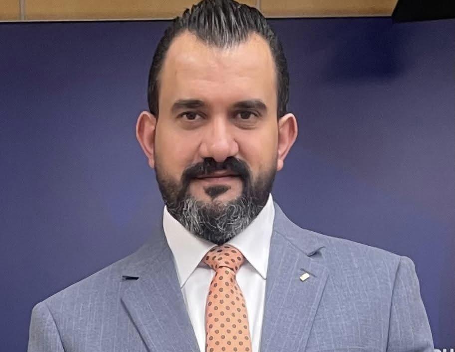 حجازين يقود إنعاش السياحة: قرارات جريئة في مواجهة عواصف الإقليم