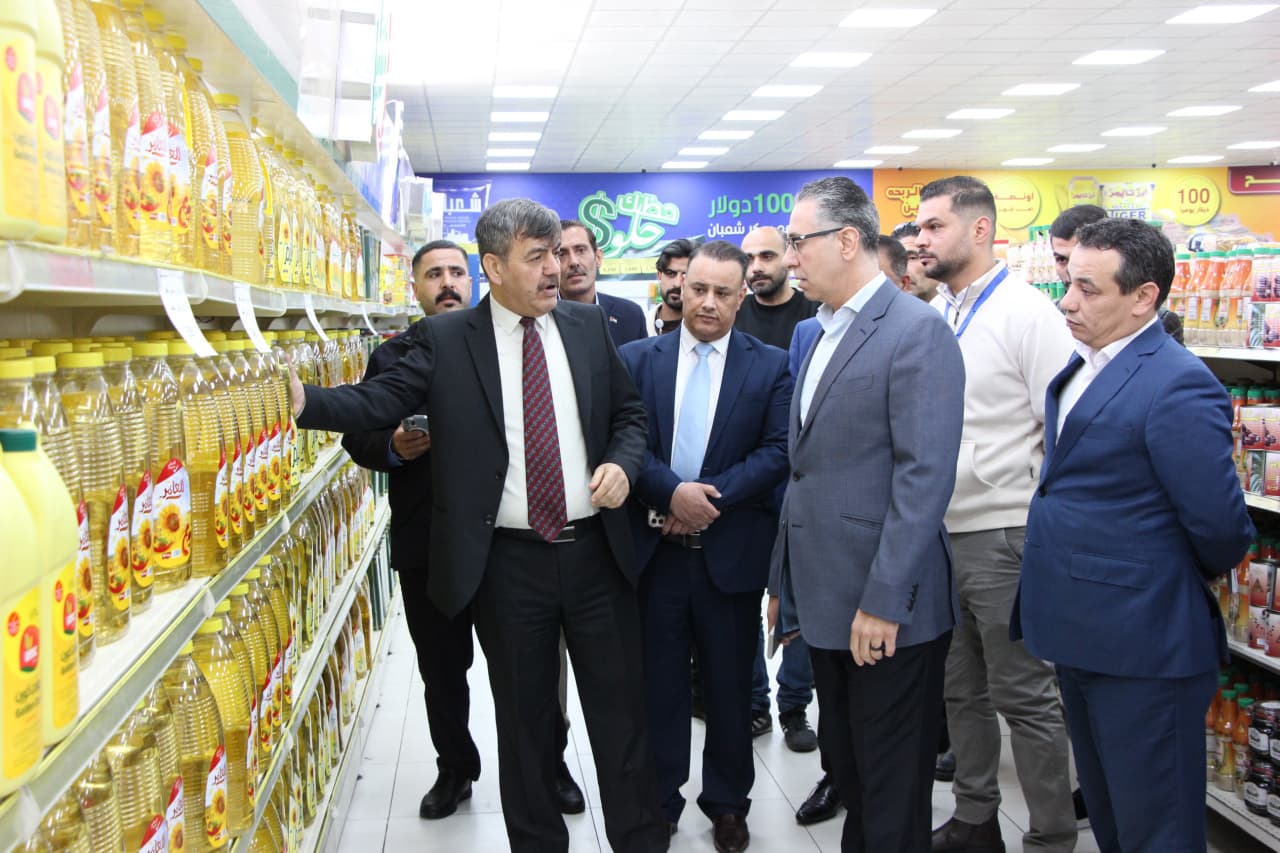 القضاة: الحكومة تولي اهتماما كبيرا بعمل المؤسستين الاستهلاكيتين