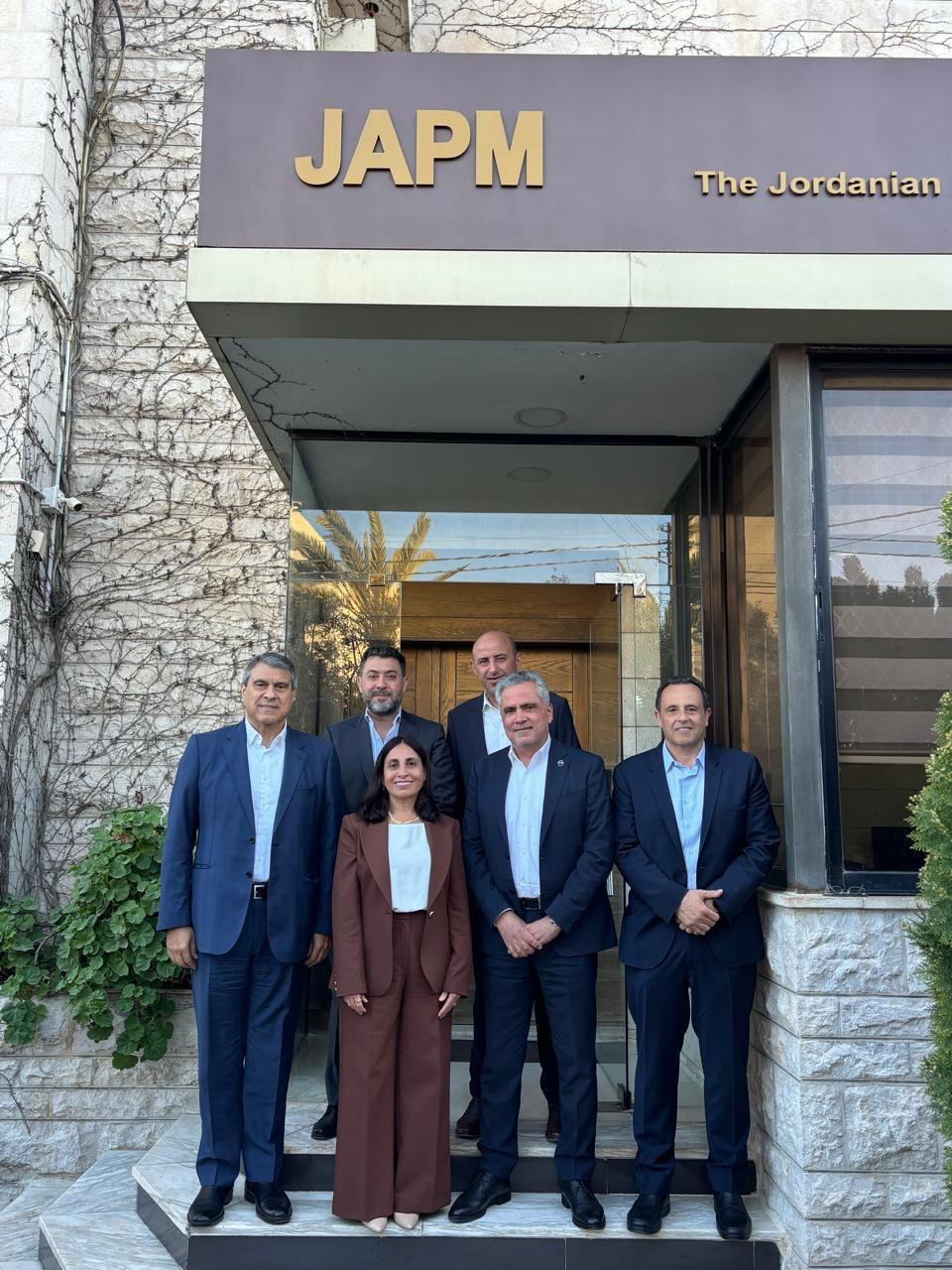 *الجمعية الأردنية لمنتجي الأدوية تنتخب هيئة ادارية جديدة