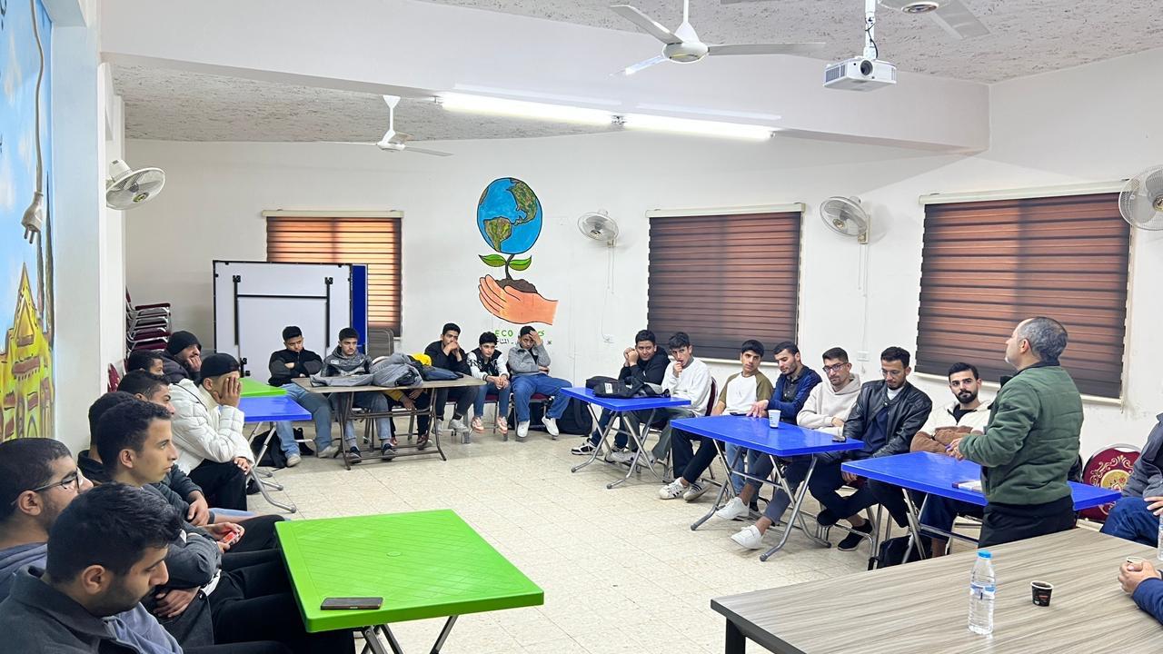 انطلاق برنامج الإرشاد والتدريب المهني في مركز شباب جرش