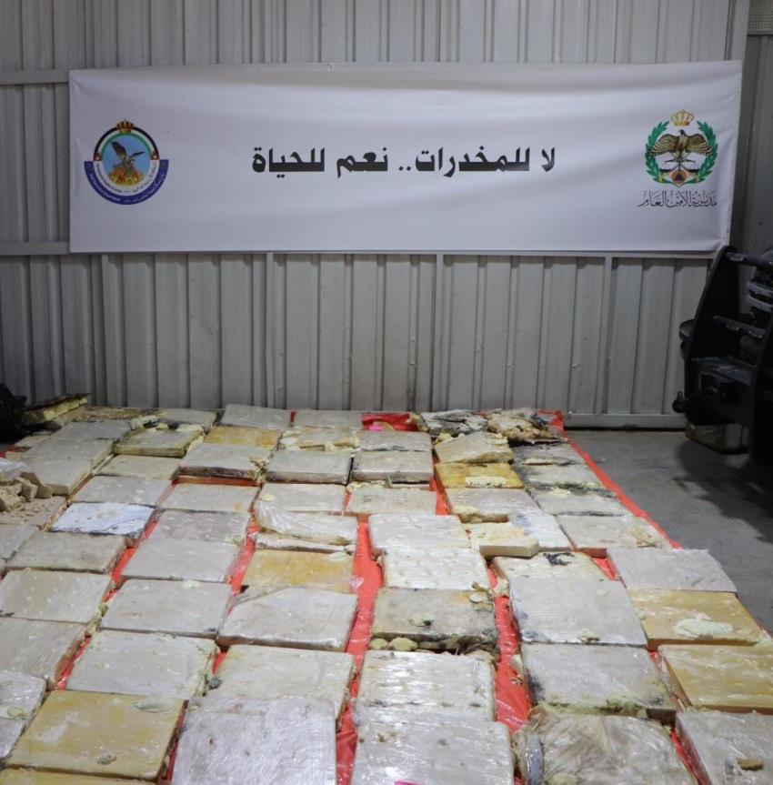 الأردن وسوريا يحبطان تهريب عجينة كبتاجون تكفي لتشكيل 5.5 ملايين حبة مخدرة