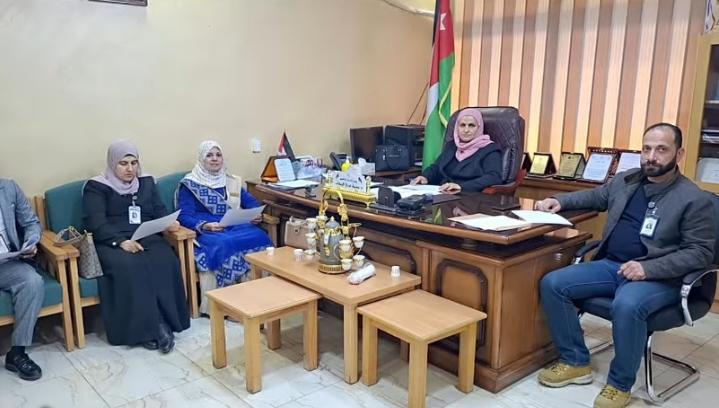 فريحات تلتقي لجنة الامتحانات في تربية الأغوار الشمالية