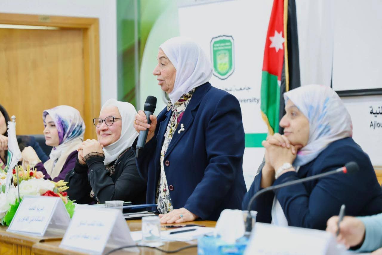 الهنانده يرعى ندوة 