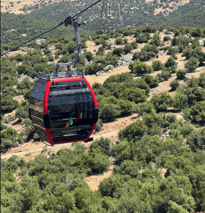 تلفريك عجلون يعيد تشكيل الخريطة السياحية في الشمال