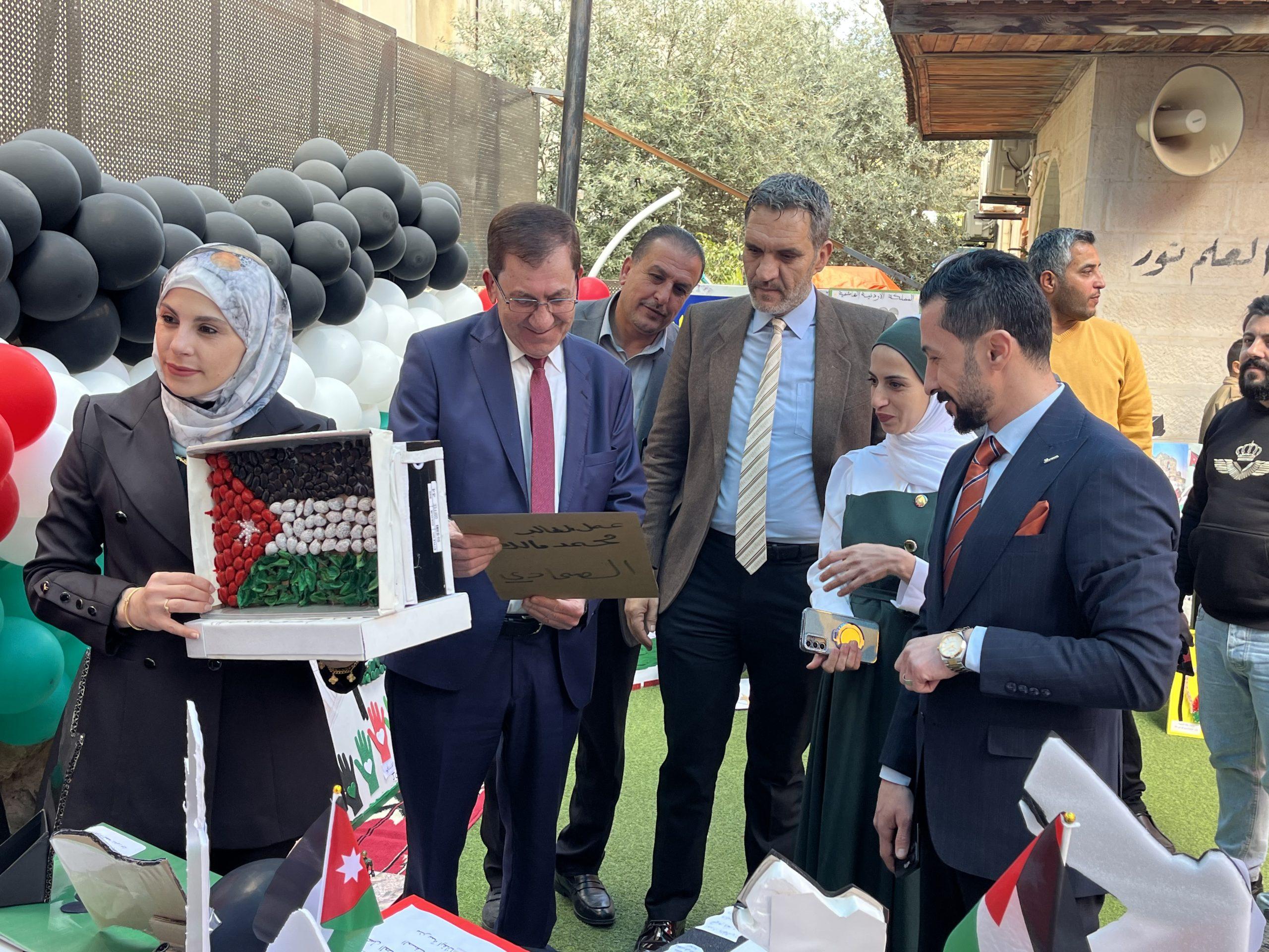 معرض وطني في إيفانا التربوية احتفاءً بيوم العلم الأردني…(صور)