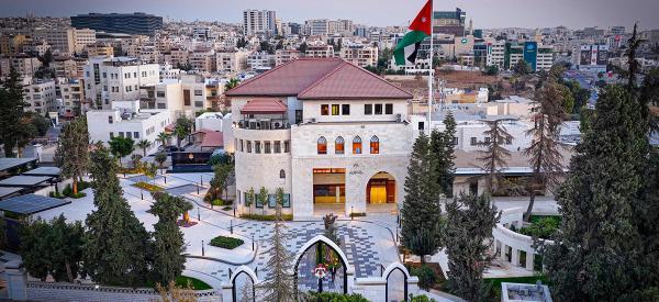 عطلة رسميَّة في الثَّلاثين من نيسان بمناسبة يوم العمَّال العالمي