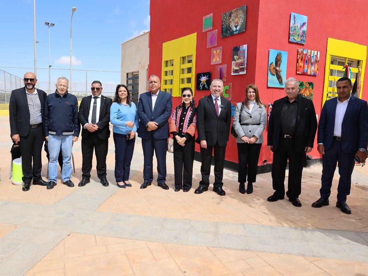 سفارة المكسيك ومركز زها الثقافي يحتفلان بيوم الطفل المكسيكي بتدشين “الركن المكسيكي الصغير” في ماعين
