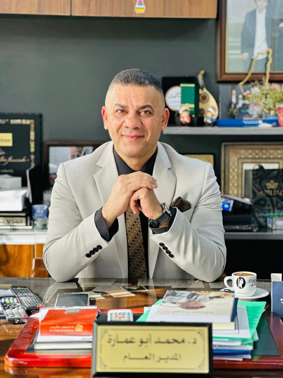 العلاقة المشوَّهة بين الموظَّف وصاحب الشَّرِكَة!
