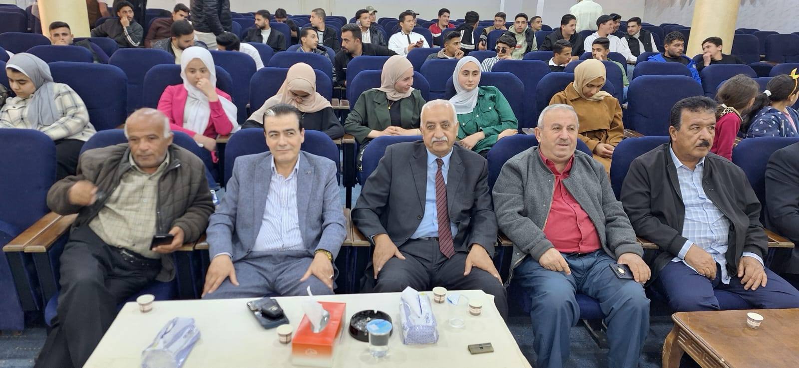 لقاء حواري في منتدى صخرة الثقافي حول أهمية المنصات التعليمية الإلكترونية