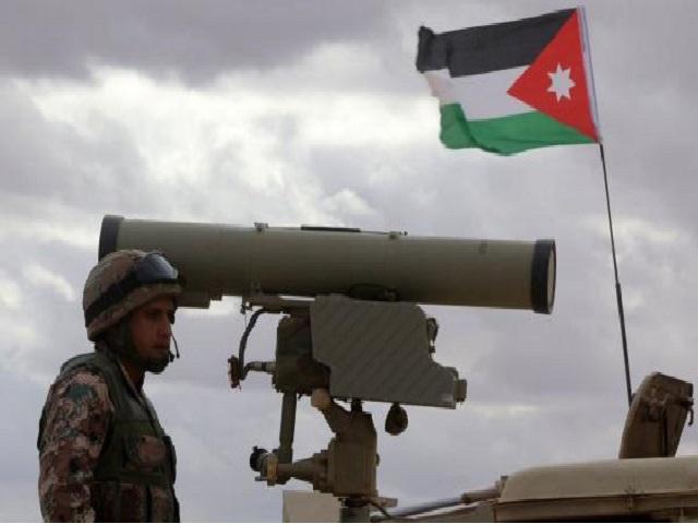 القبض على 4 اشخاص حاولوا اجتياز الحدود الشمالية