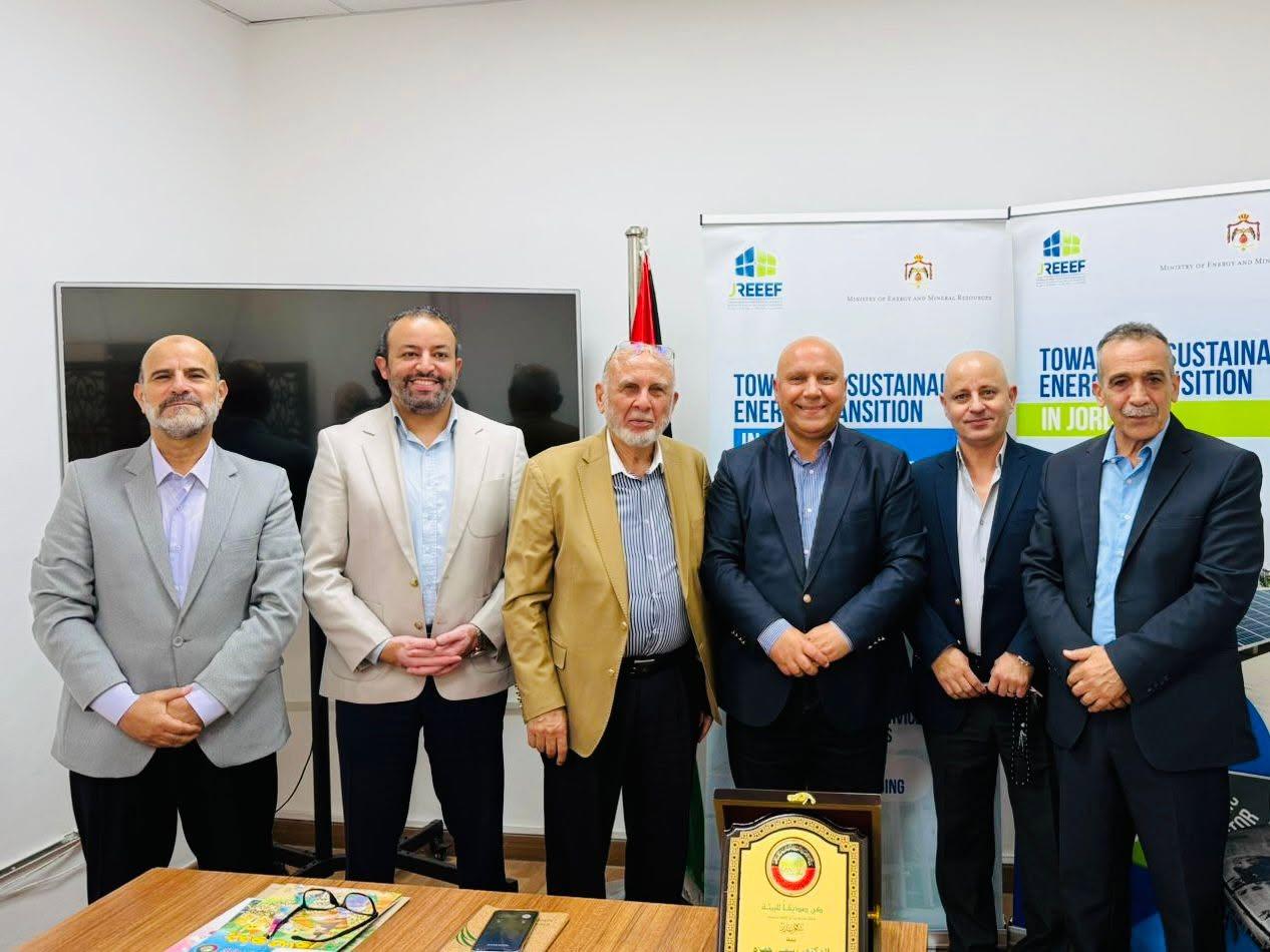 وفد من الجمعية الأردنية لمكافحة التصحر يزور صندوق الطاقة المتجددة ويبحث آفاق التعاون