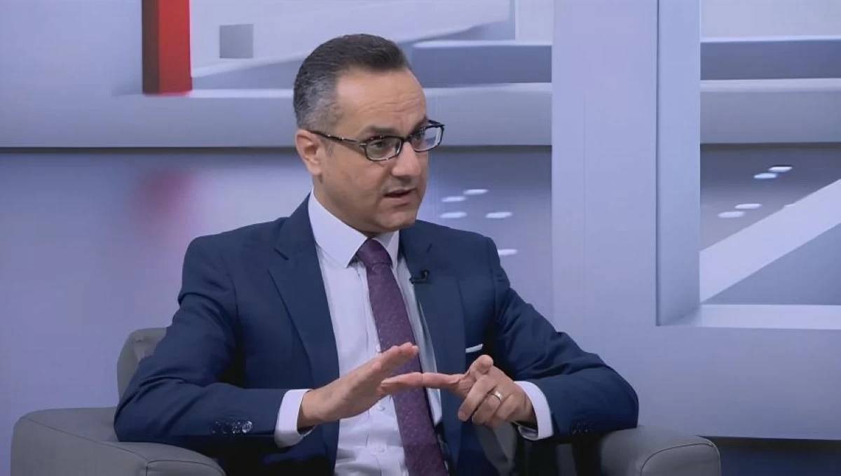 وزارة العمل توضح تفاصيل قرار وقف استقدام العمالة غير الأردنية