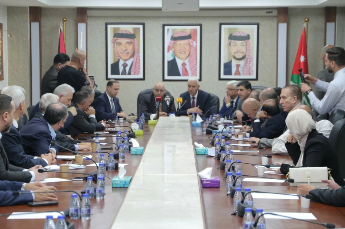 القاضي: الصحافة كانت وما تزال شريكاً أساسياً في مسيرة البناء الوطني