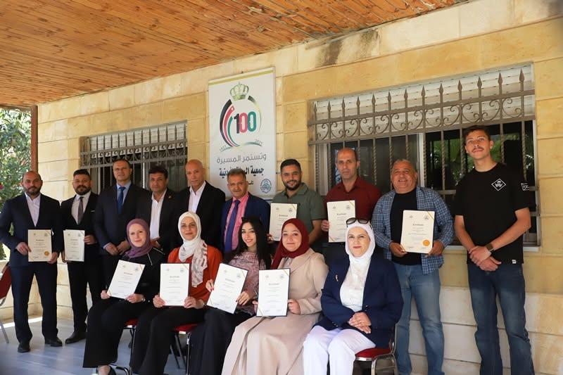 الخوالدة يرعى تخريج المشاركين بدورة تقييم الاثر البيئي في جمعية البيئة