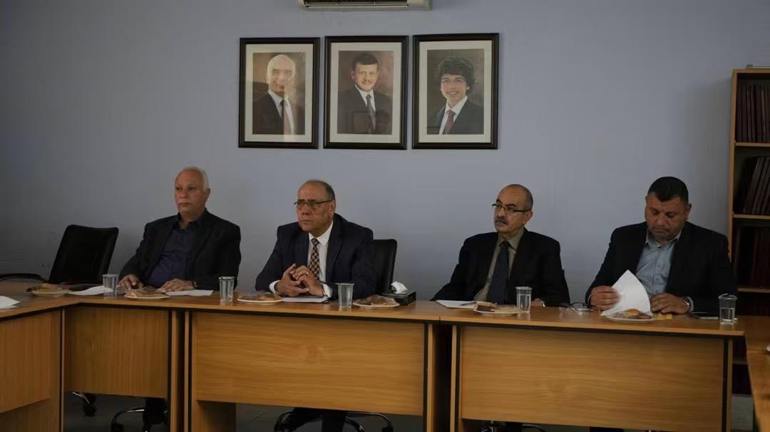 اجتماع يناقش تعزيز التعاون بين مؤسسات إعلامية وقسم الاعلام بجامعة البترا