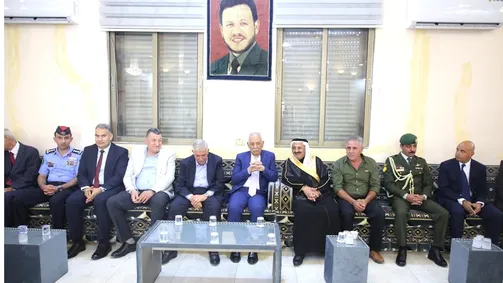 مندوبا عن الملك وولي العهد...العيسوي يعزي عشيرة الشبول