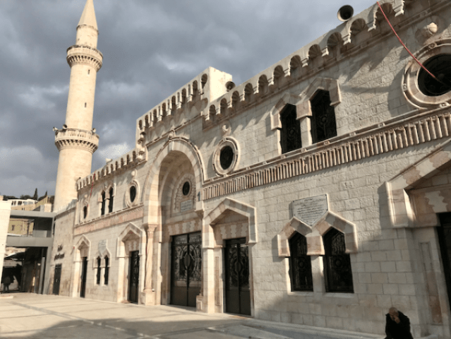 محافظ العاصمة يمنع إقامة فعالية امام المسجد الحسيني الجمعة
