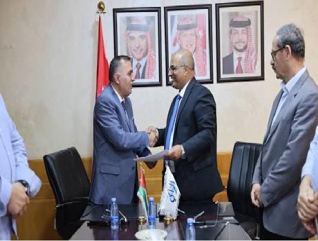 توقيع اتفاقية تعاون وتسوية بين نقابة الصحفيين الأردنيين و