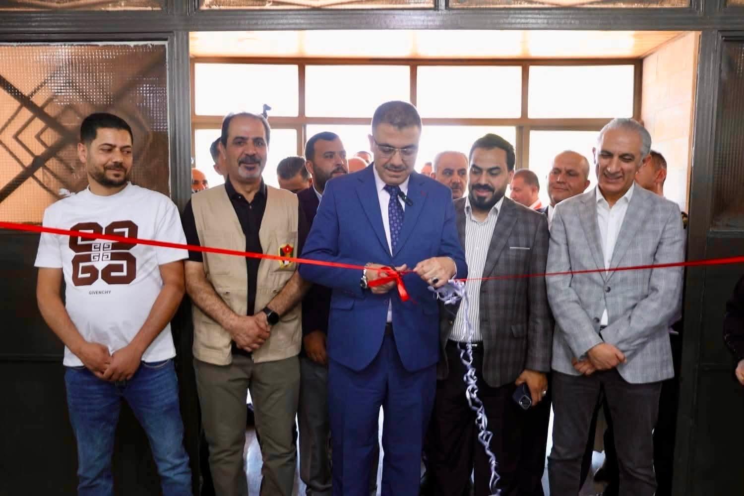رئيس جامعة عجلون الوطنية يفتتح بازارًا حزبيًا وسياسيًا لتعزيز مشاركة الطلبة في الحياة العامة